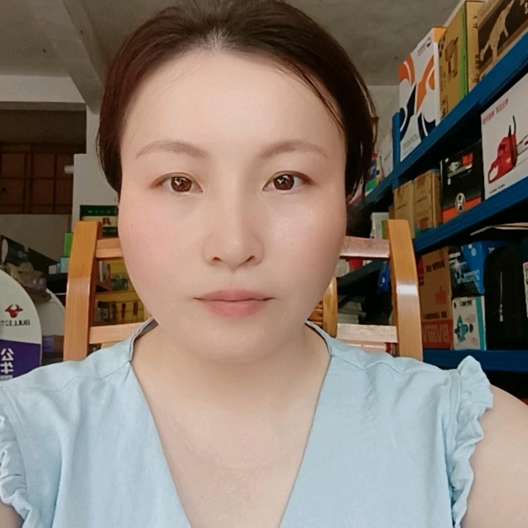 英子