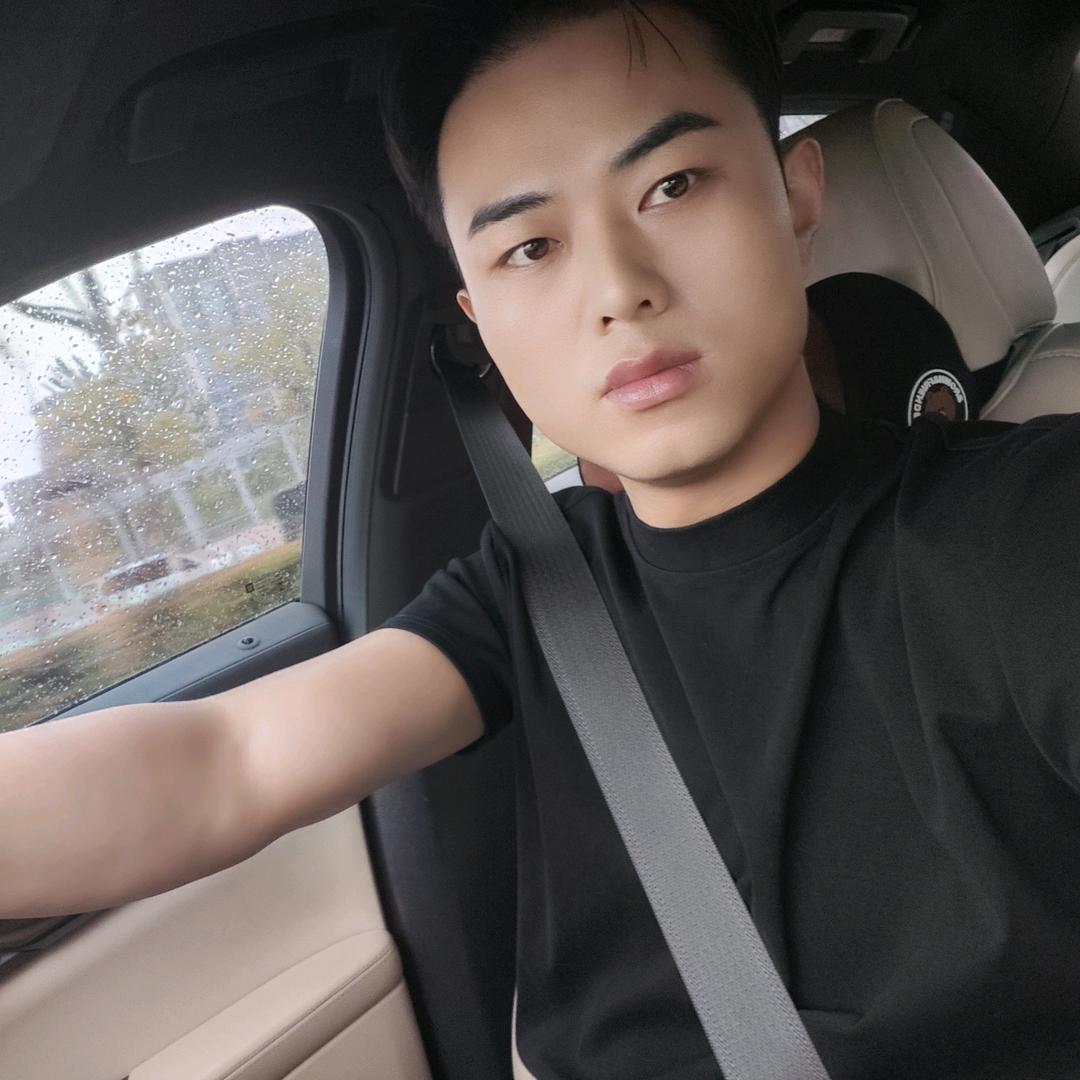 安徽咖隆房地产有限公司