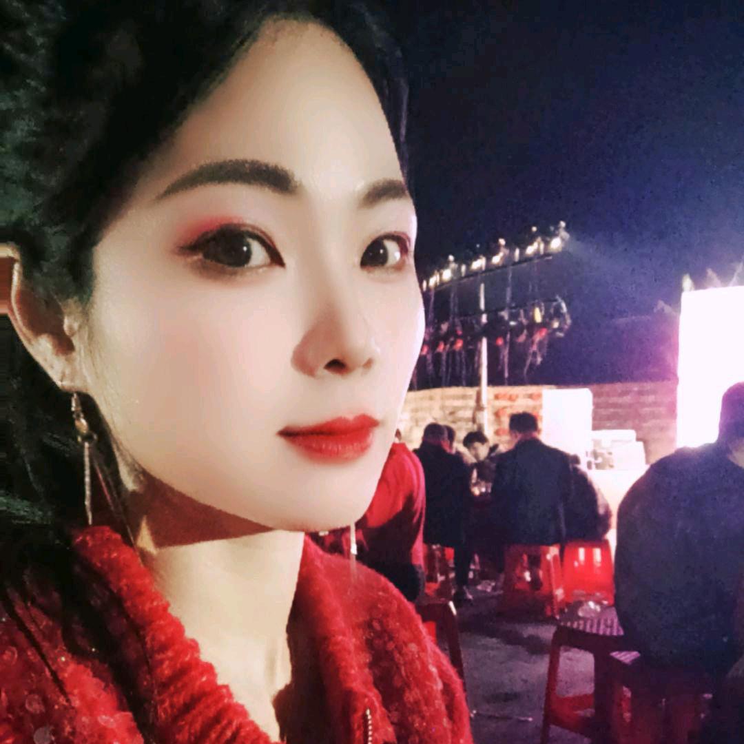 爱跳舞的婷儿
