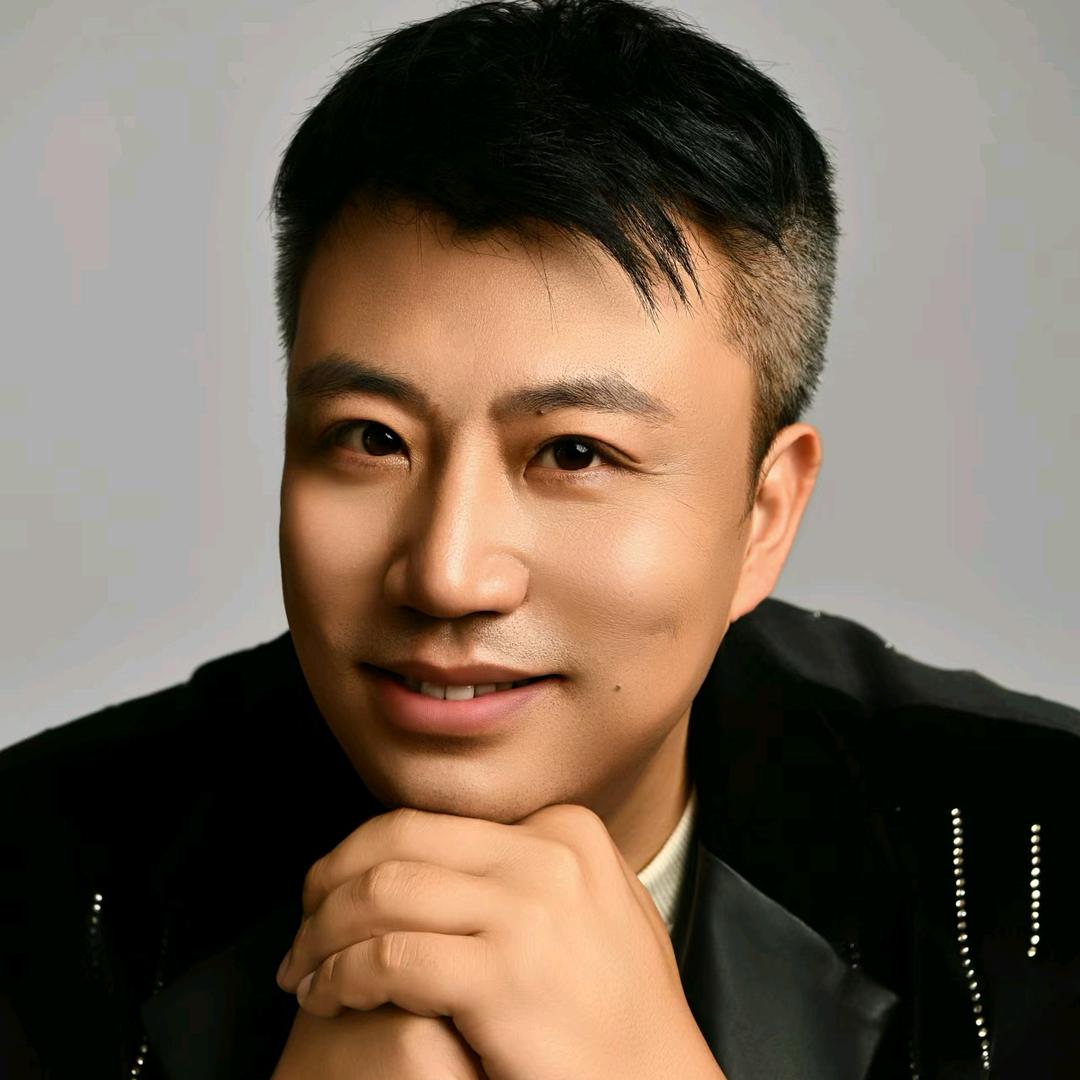 跃舜茗导演