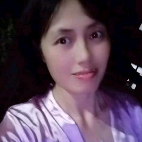 周 姐