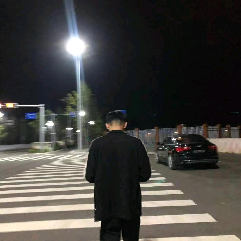 甘文.
