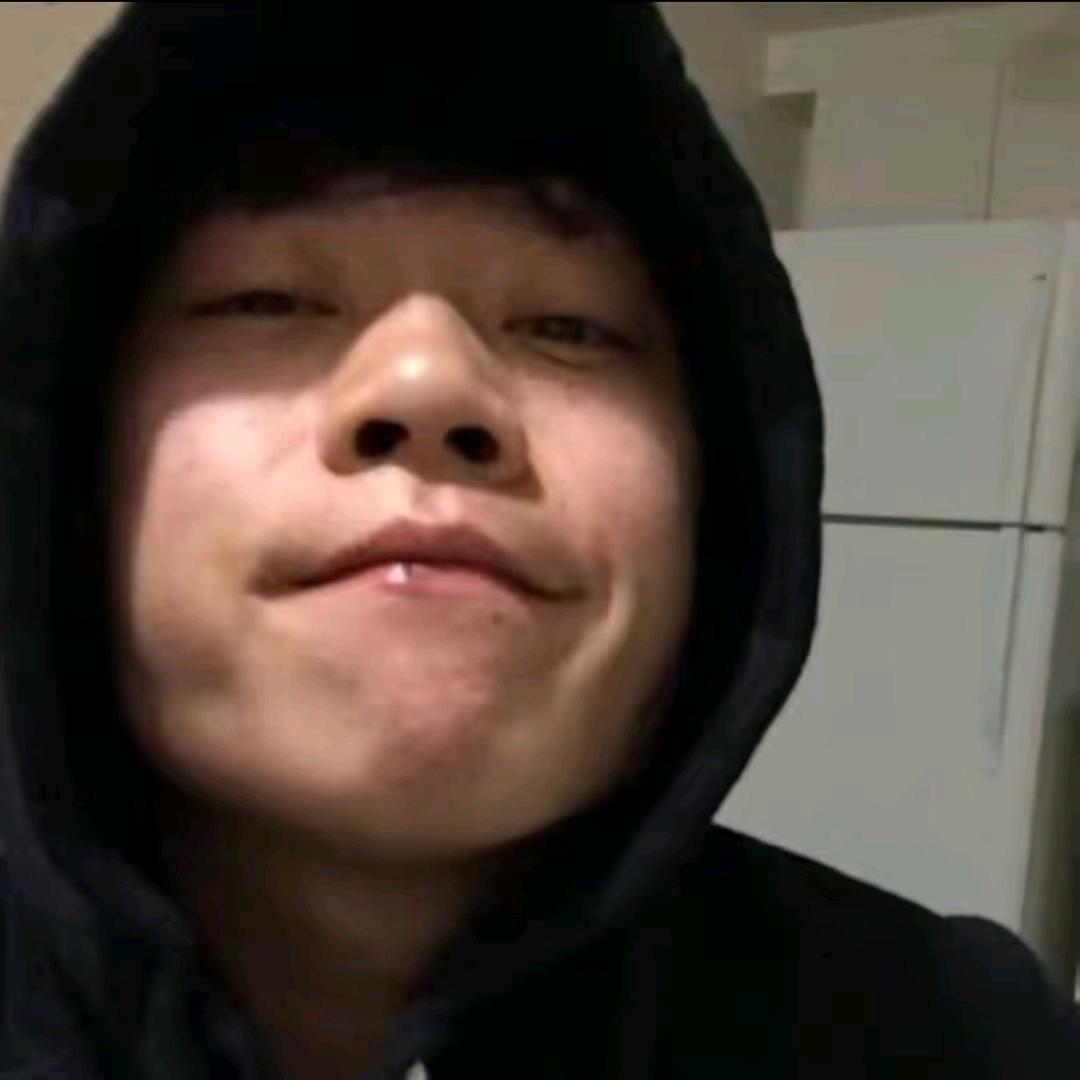 雄鹰般的女人🦅