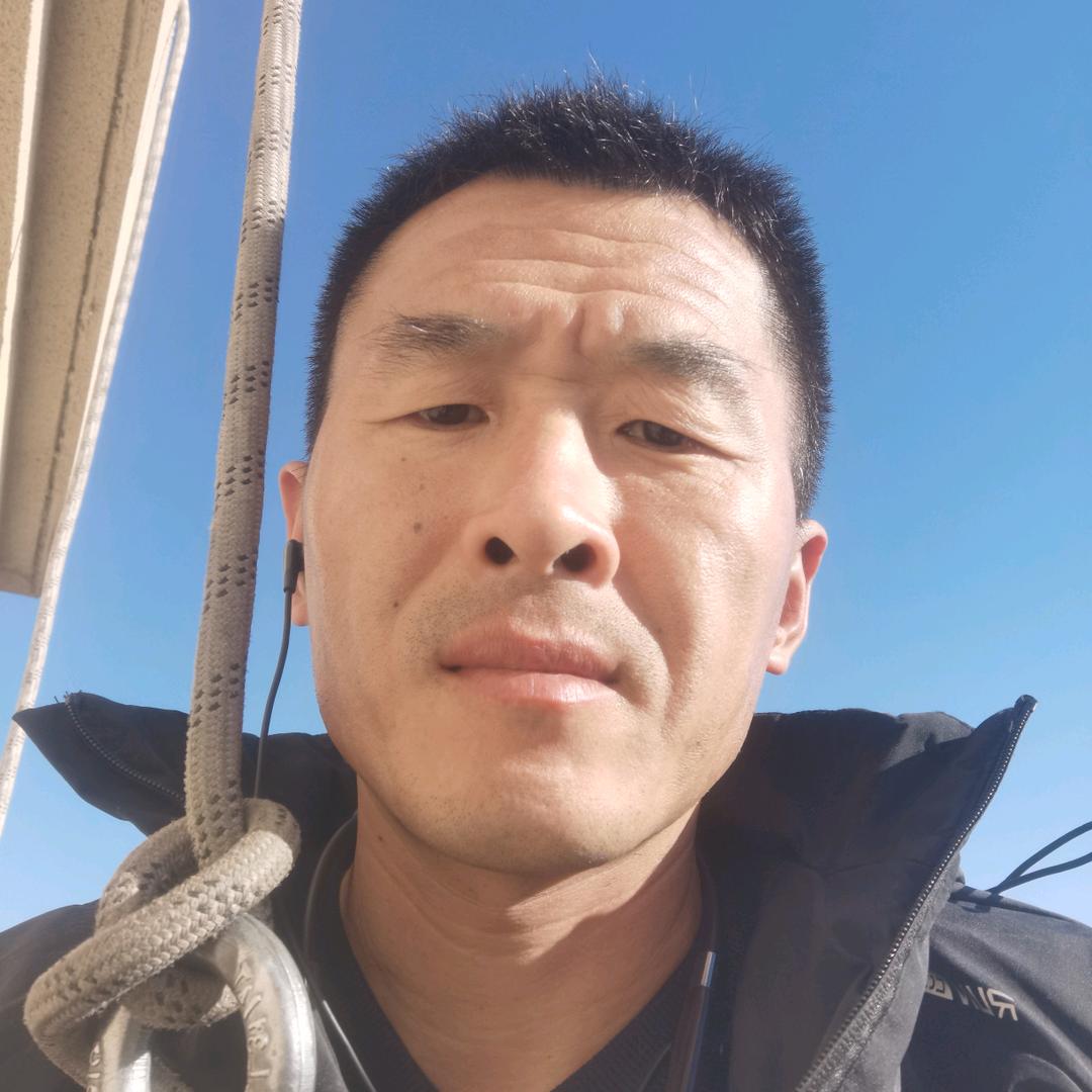 a傅程轩高空亮化