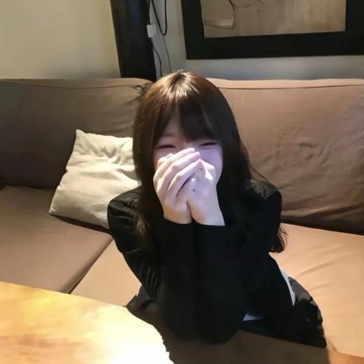 Cr