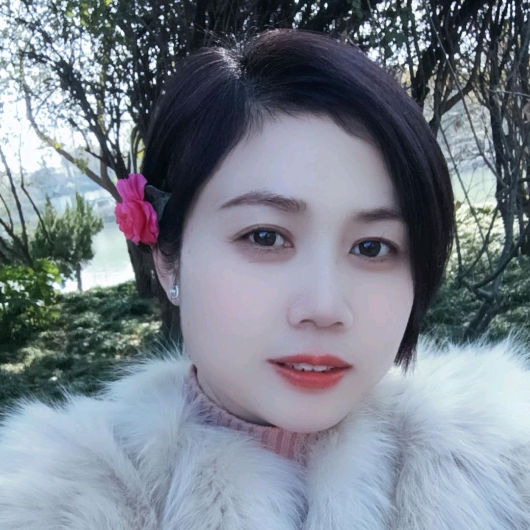 淡然浅笑