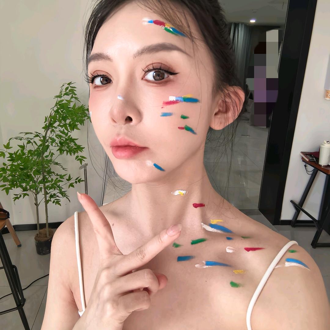林晓（俩酒窝