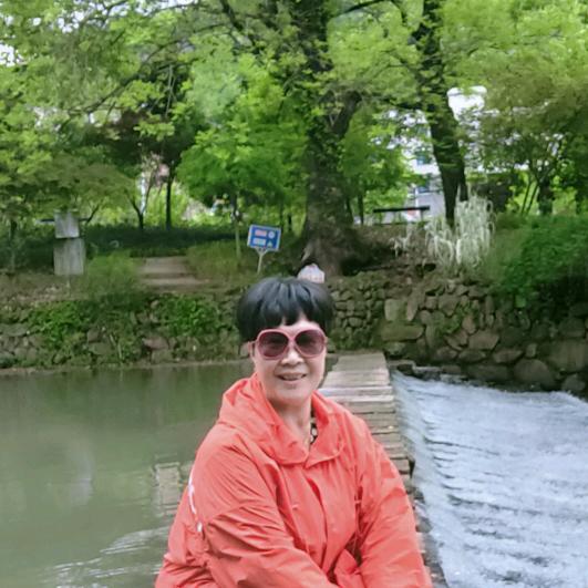 笑容背后的辛酸