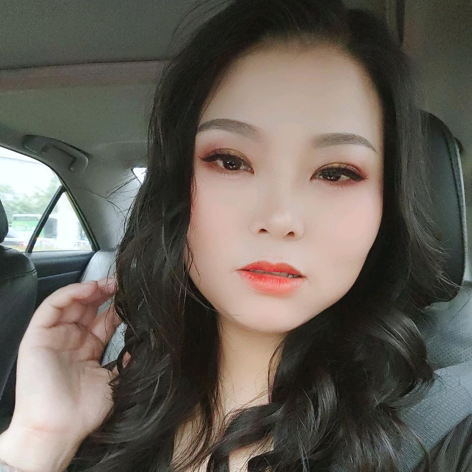 一身反骨的丫头