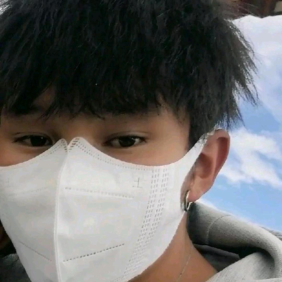 🦅ℍ𝕒𝕧𝕖 𝕒 𝕟𝕚𝕔?