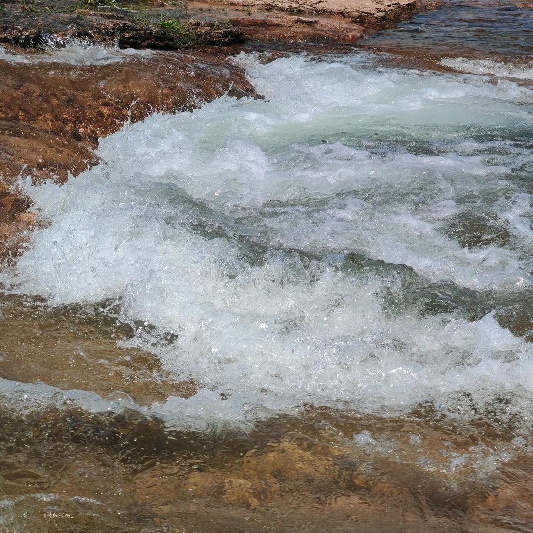 老虎洞露营基地