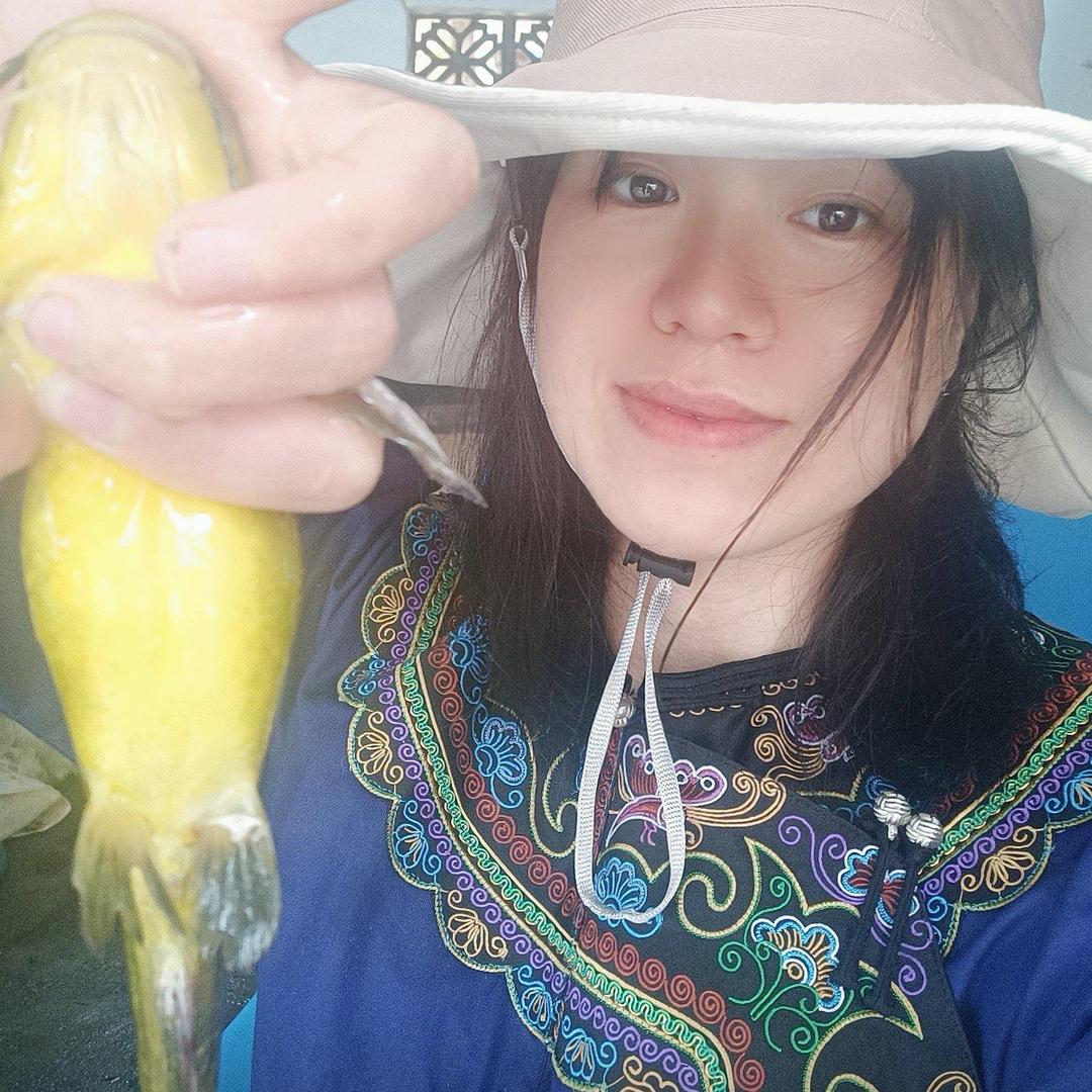 小鱼姐姐