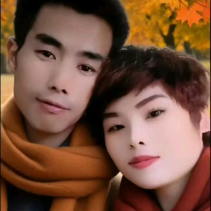 骑着毛驴走遍中国。