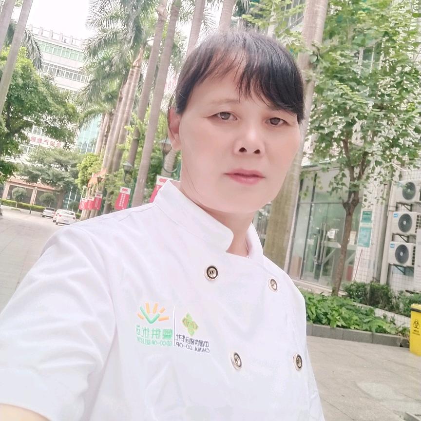 唐姐（中午11点直播聊天主播）