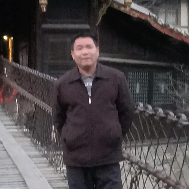 梁斌