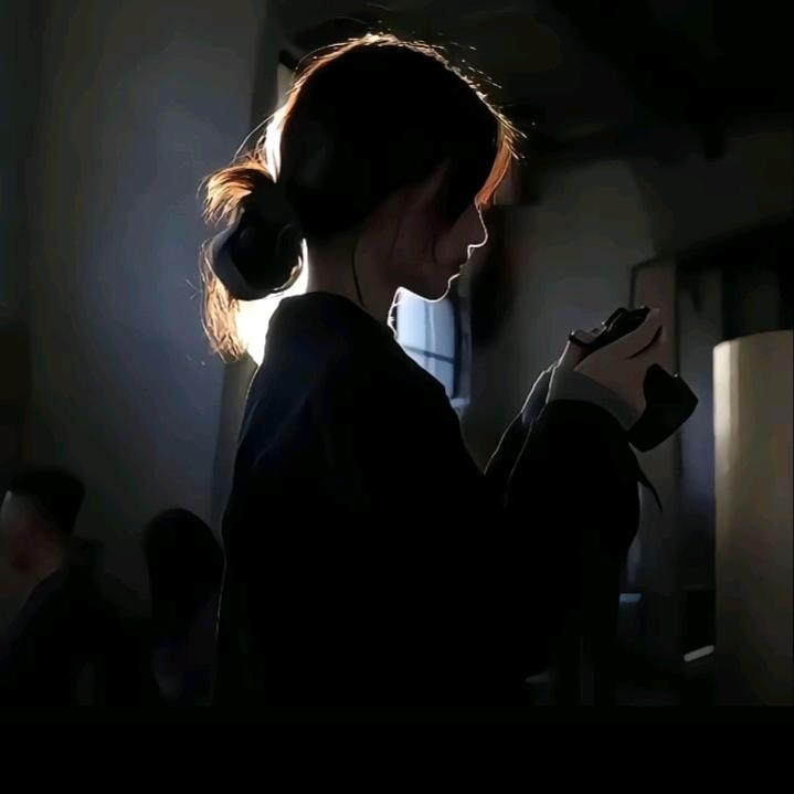 树上有只ʚʕ̯•͡ˑ͓•̯᷅ʔɞ熊吖🍥