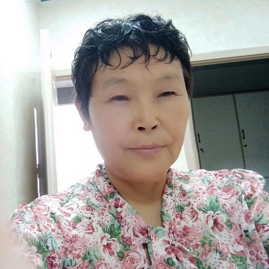 郝留妮（成）