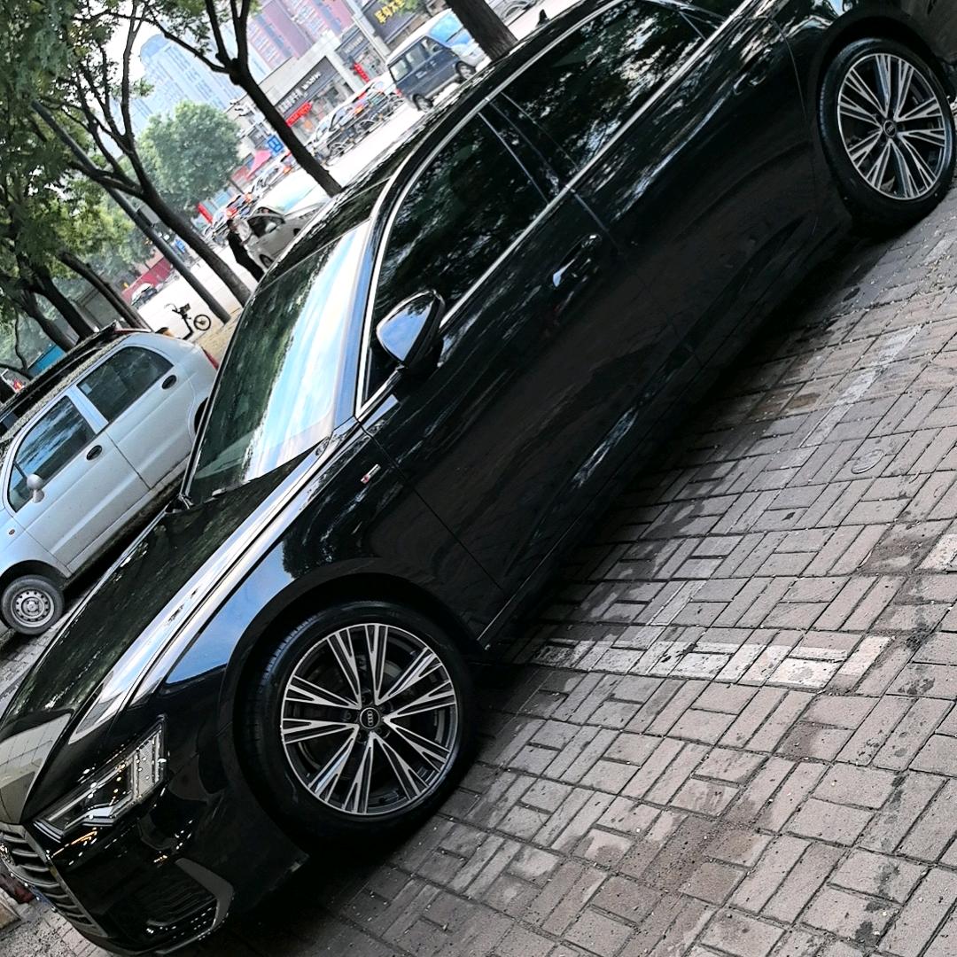王强[兄弟婚车租赁]