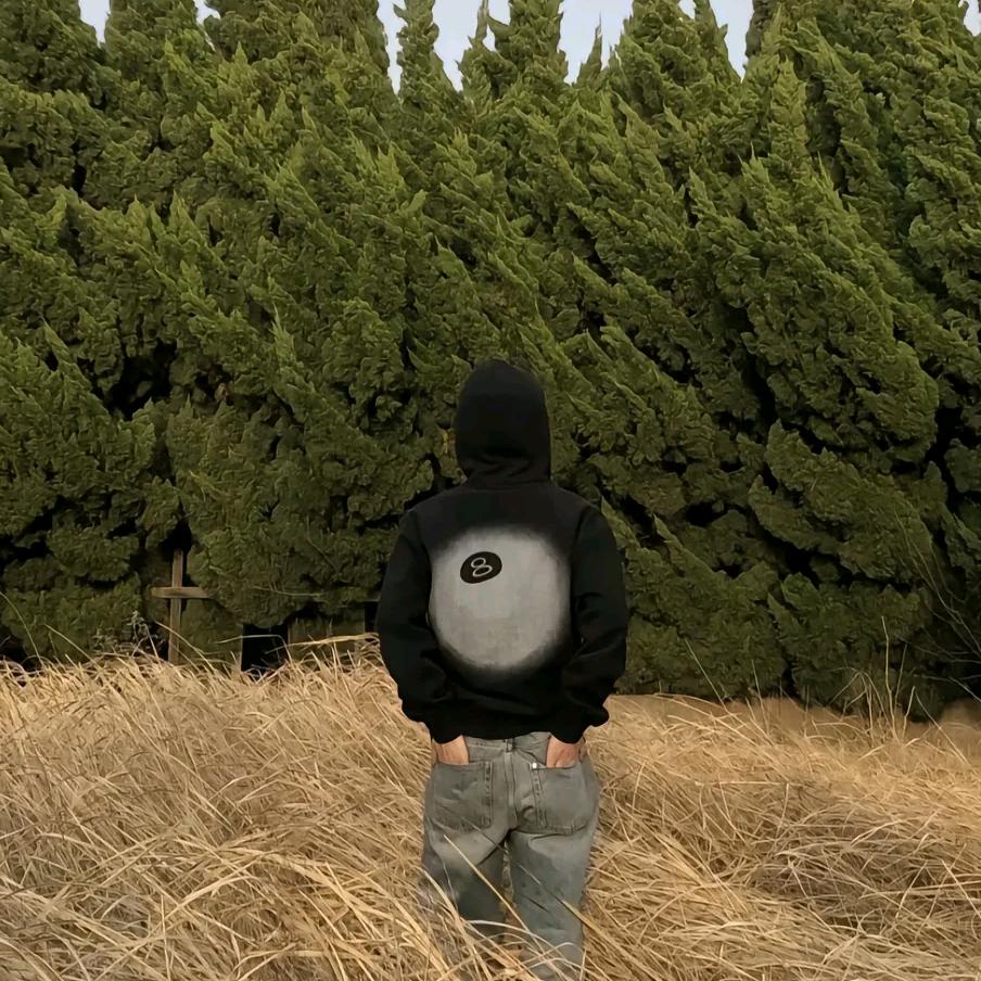 不会拍照的小雒