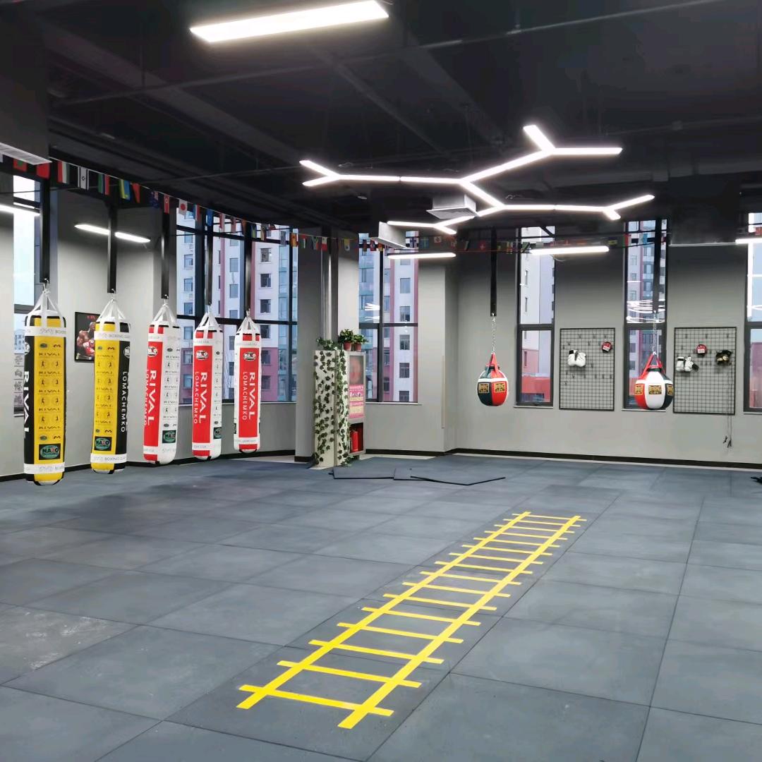 包克图拳击俱乐部