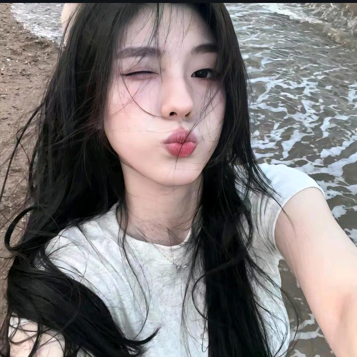 你头发乱了