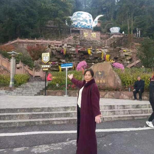 秀群