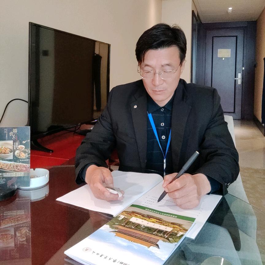 黄总  农业经理人    合作社