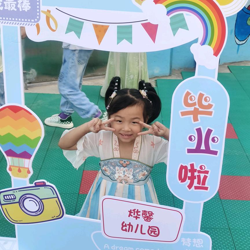 一人独钓一江秋