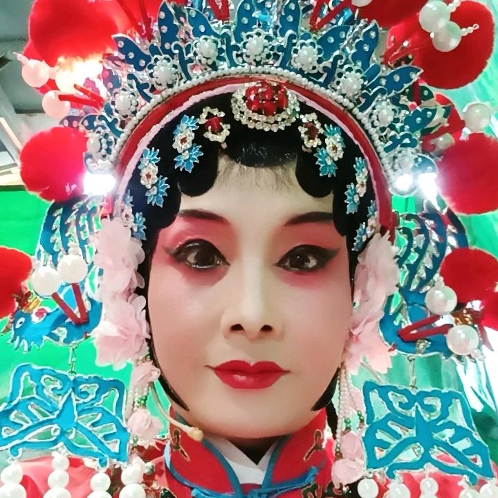 戏曲头饰（如余得水）