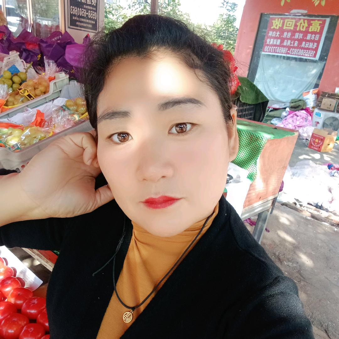 老集医院桥南头第一家水果