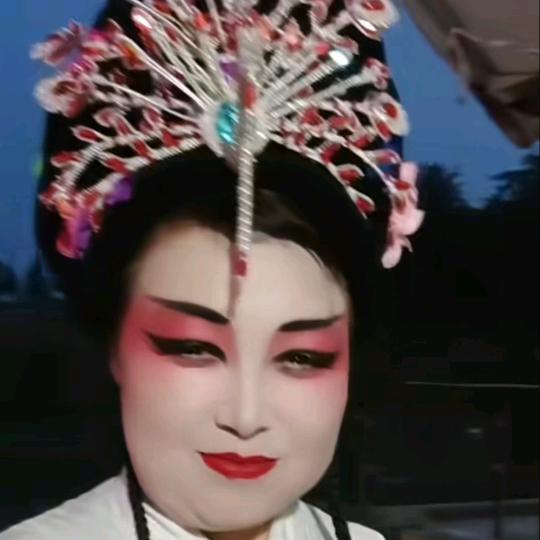 王爱华