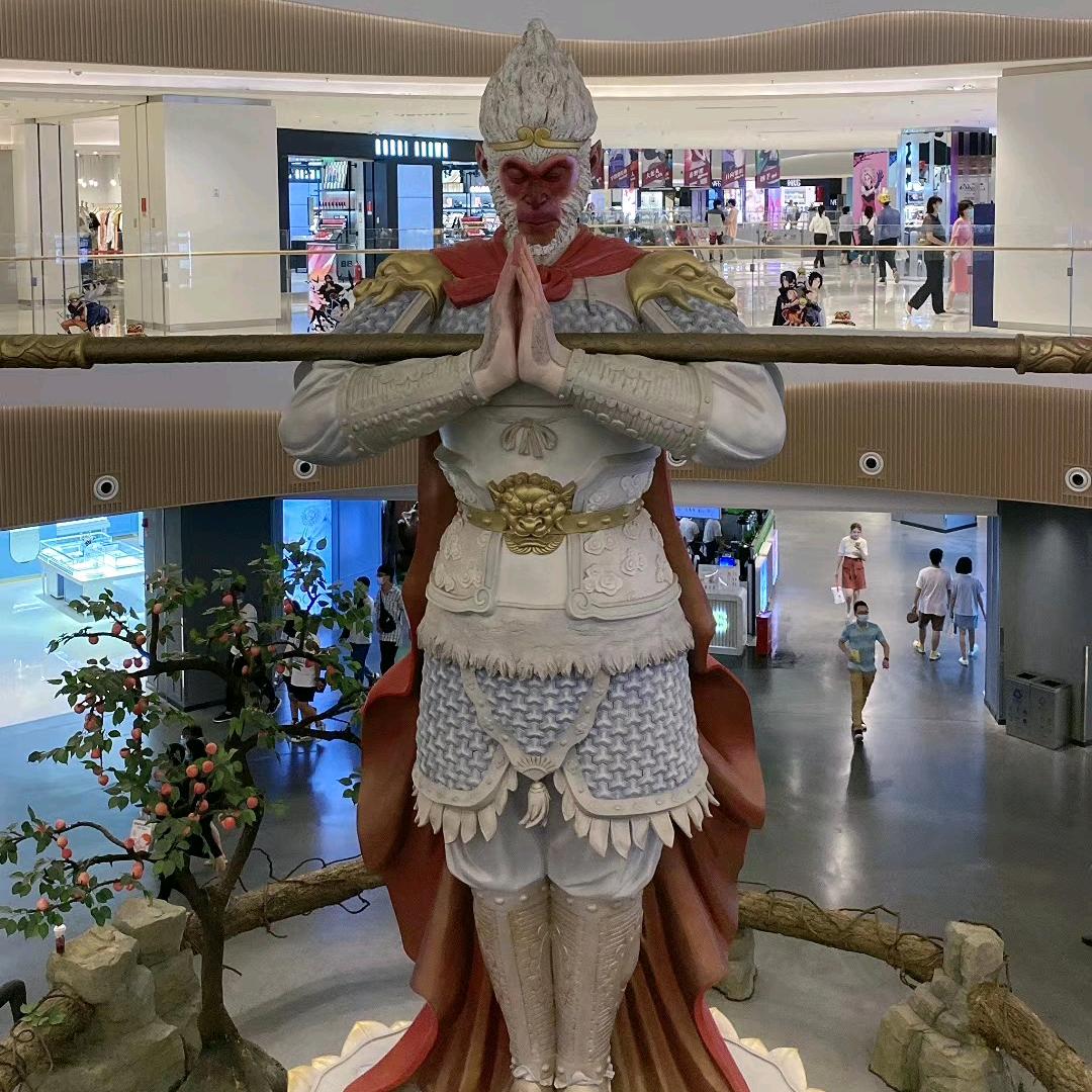 旅游推荐官 小杨