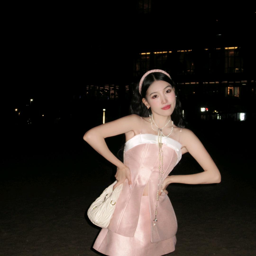 轻奢内衣老板娘