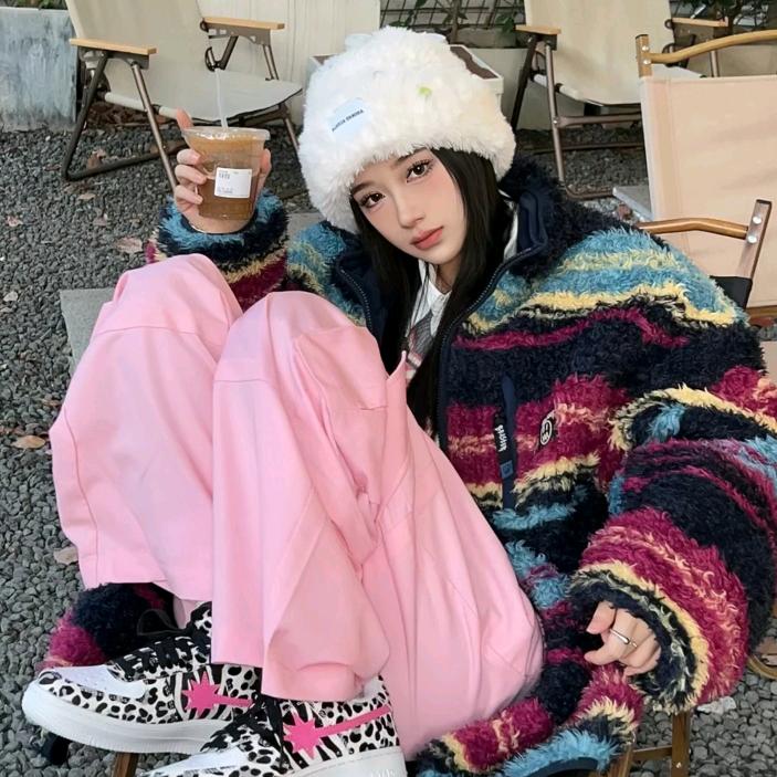Yy、