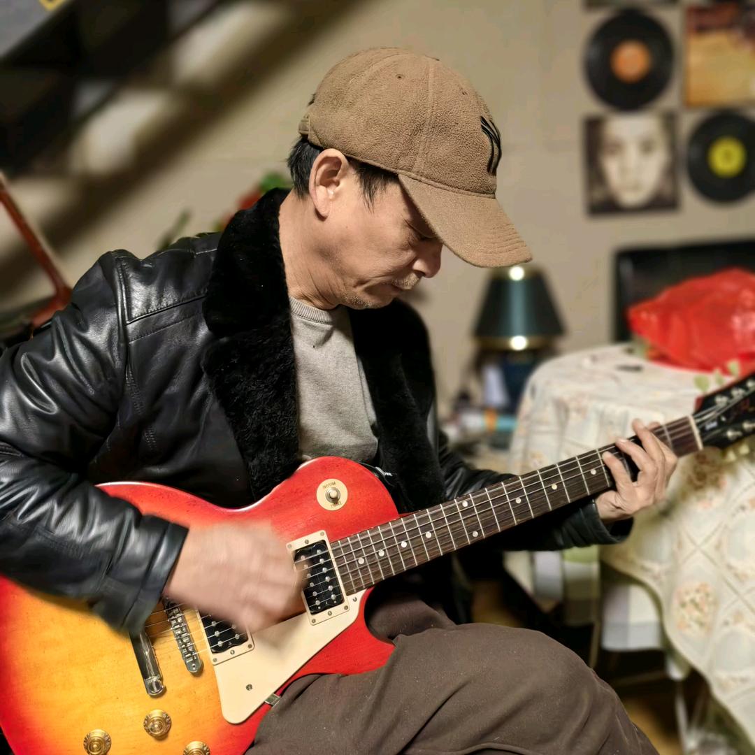 柳州鸟哥（吉他户外生活）