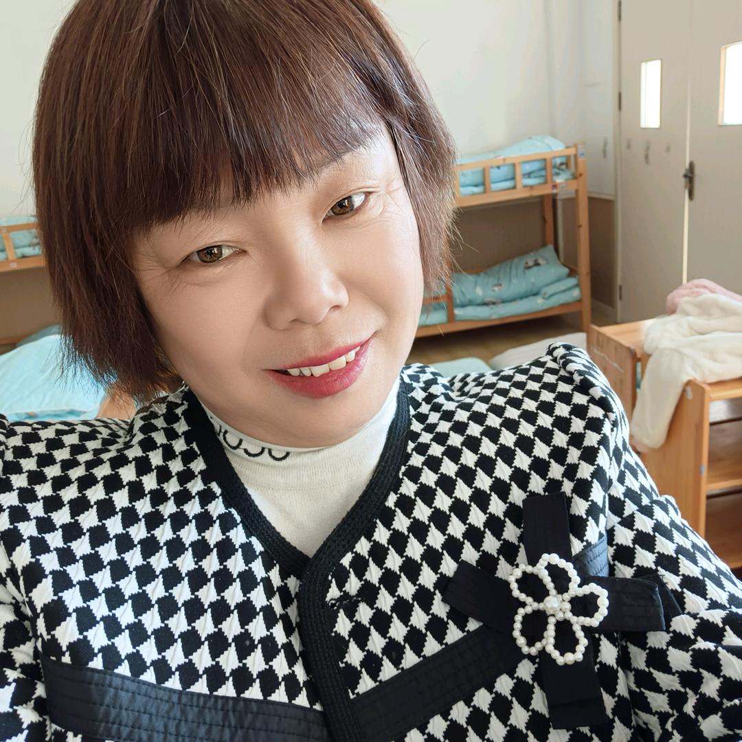 廖彩勤
