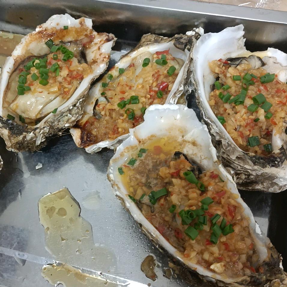 亿味烧烤砂子岭，太阳城柏曼国际酒店对面