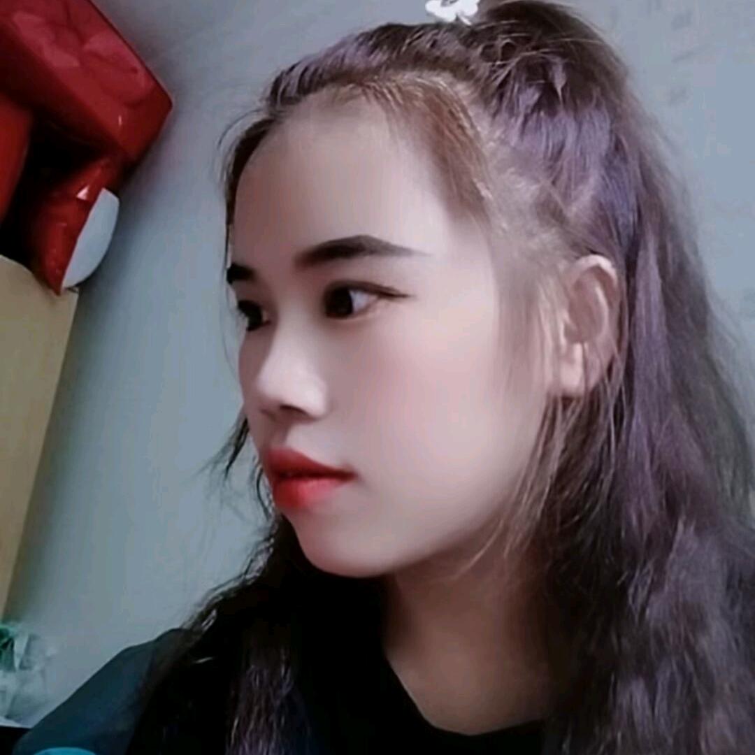✌︎蜡笔小七✌︎