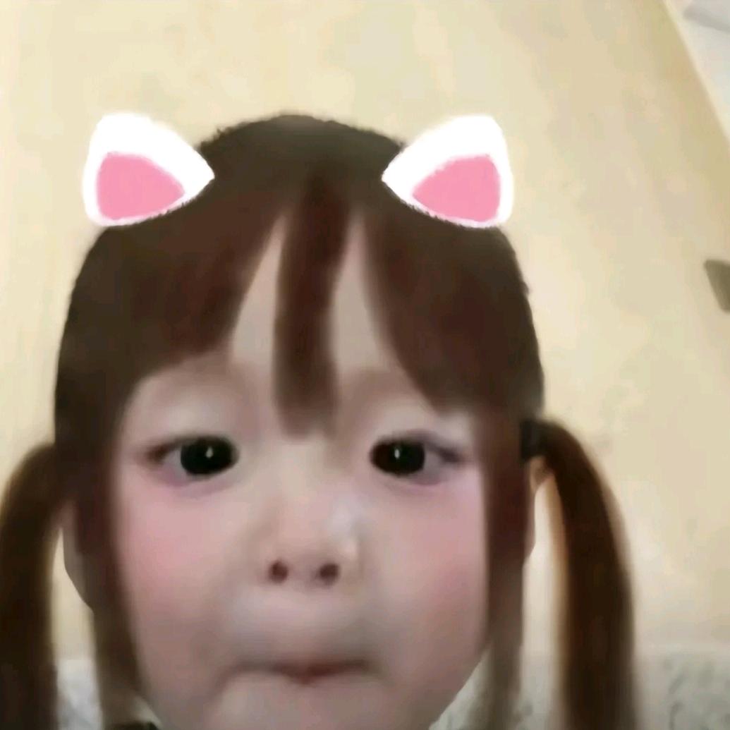 内心敏感形单影只满眼无光的伤心男孩