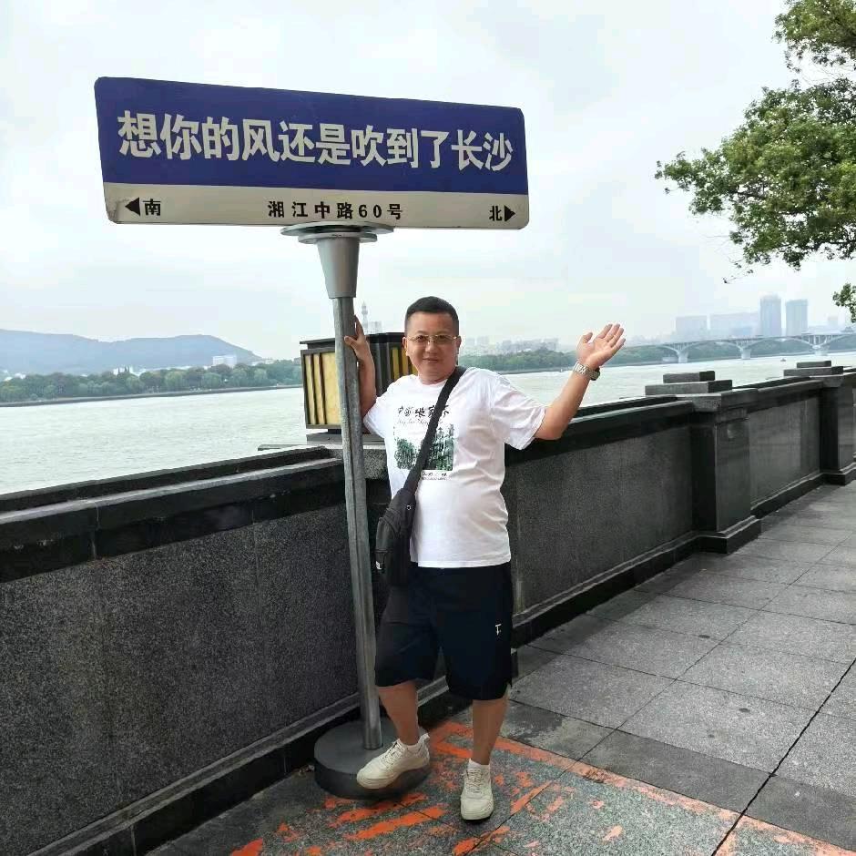 祁连山上的小野驴