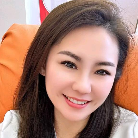 开洗脸吧的刘圆圆