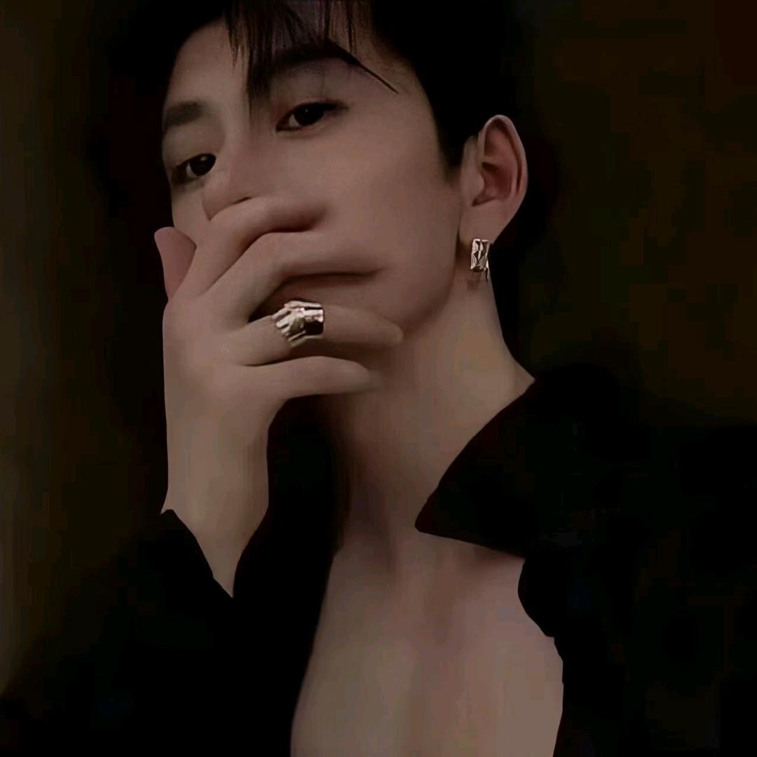 十三✨✨