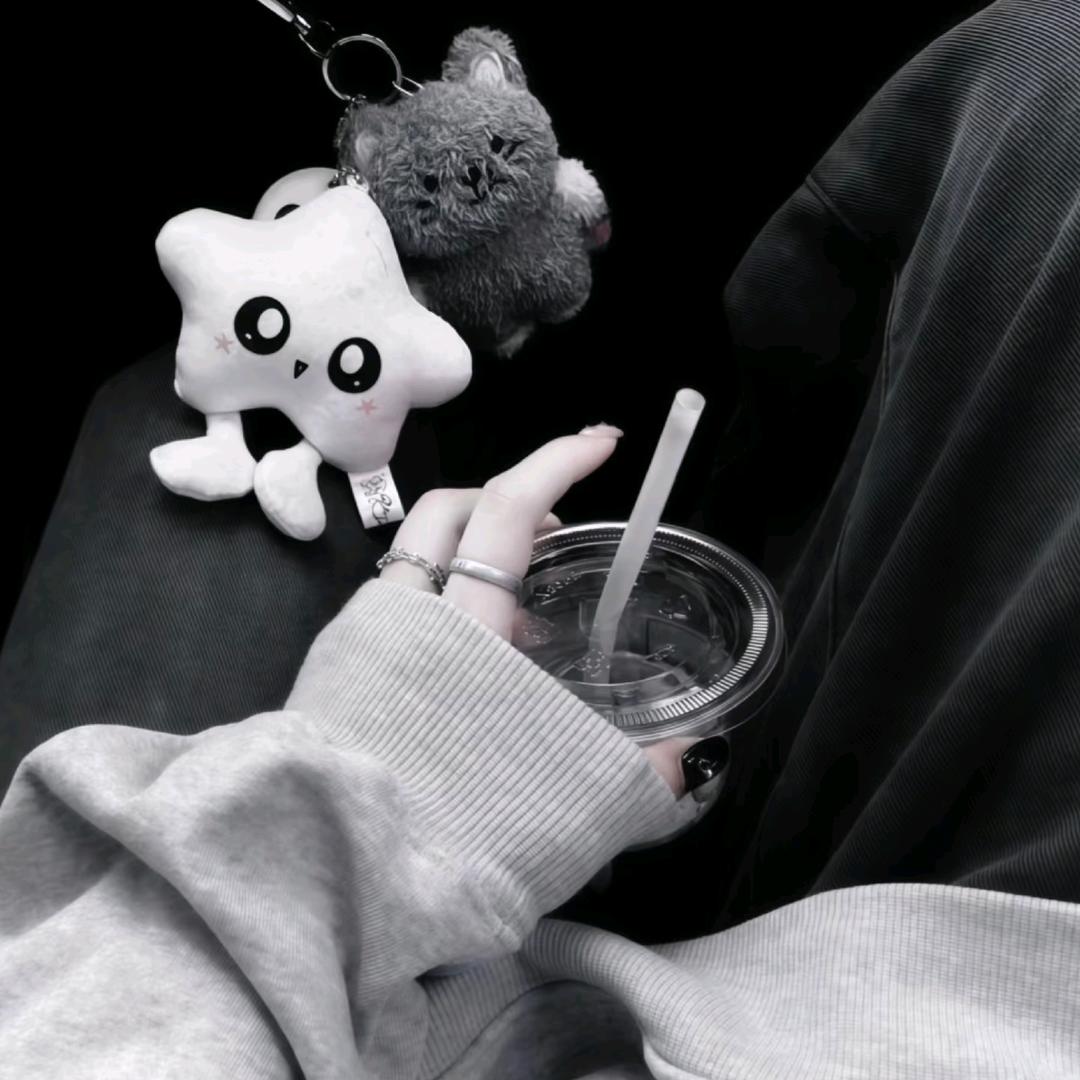 余.