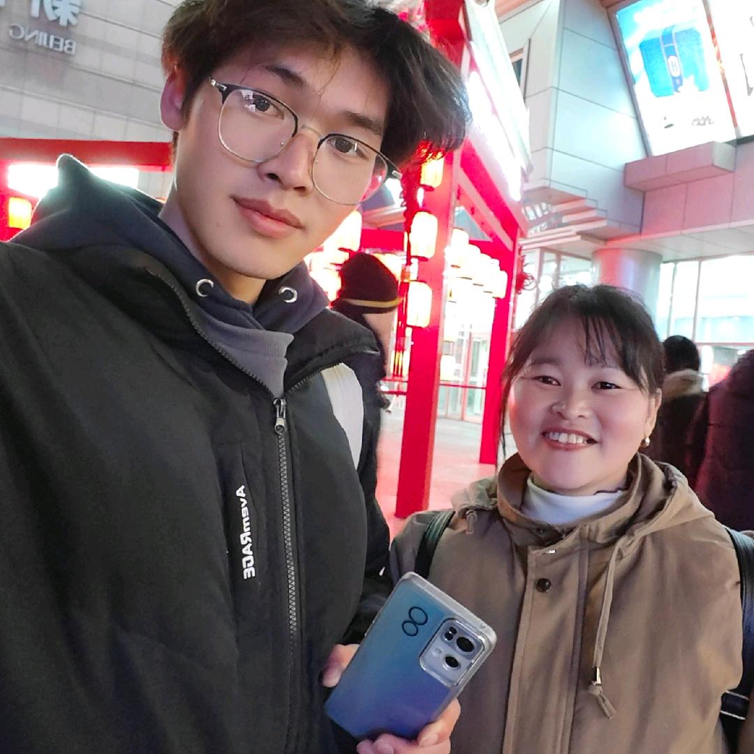 前尘往事随风散,从此天涯是路人