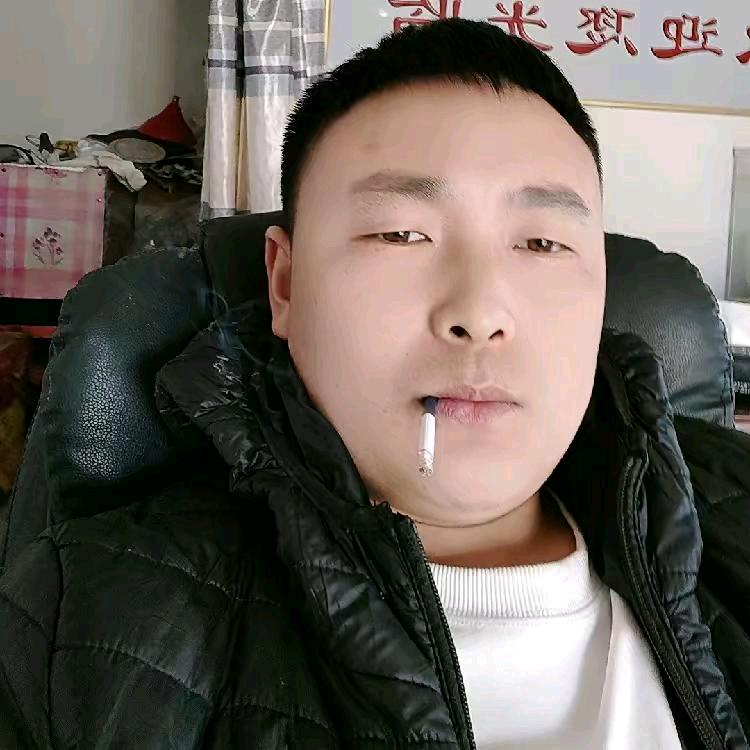 辽M    《杨辉》