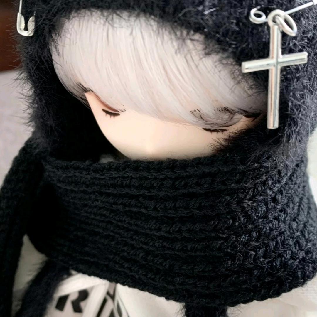 白