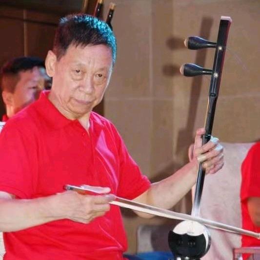 崔贵吾老师(洛阳巿)72岁