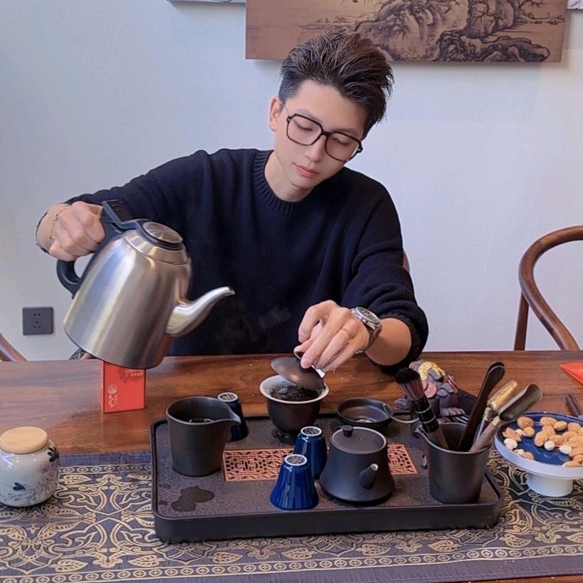 茶己老徐