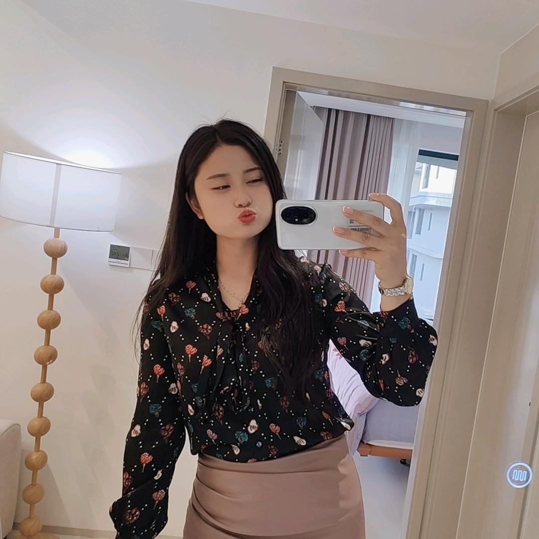 贩卖快乐的小可爱