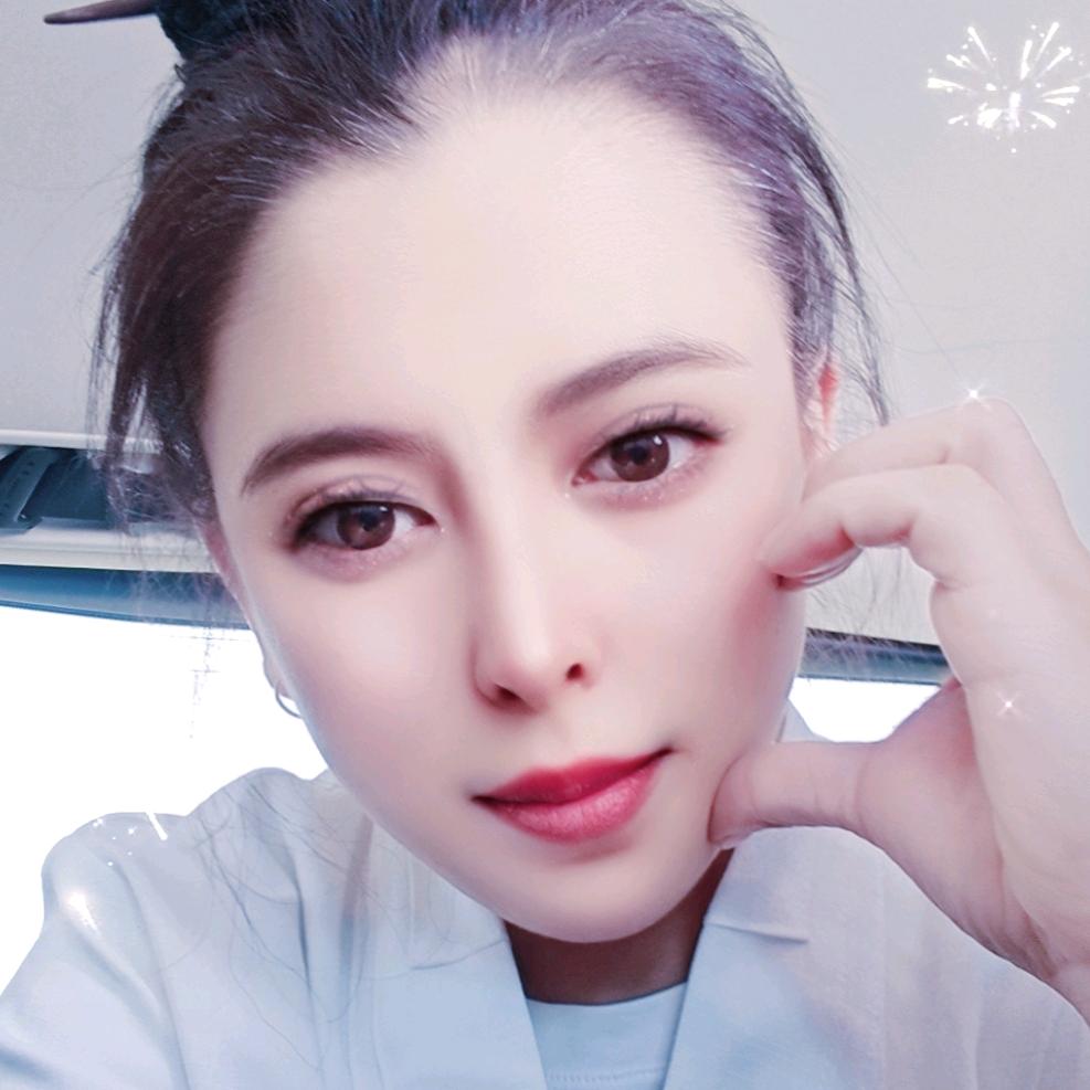 眉间无沟壑